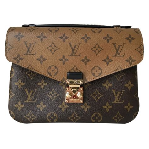 pochette metis louis vuitton riproduzione|borsa louis vuitton metis.